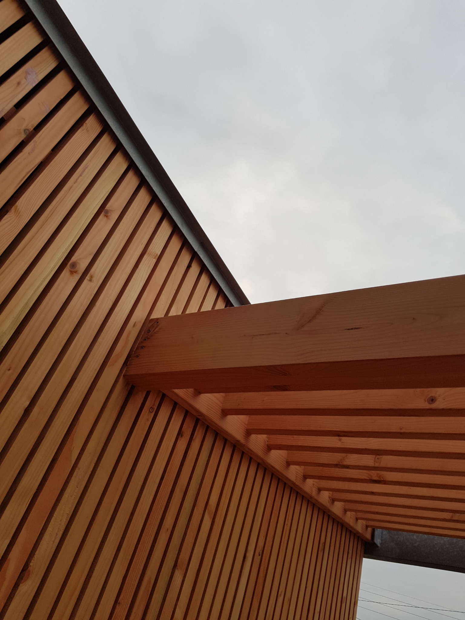 Détail de bardage bois d’un projet architectural réalisé